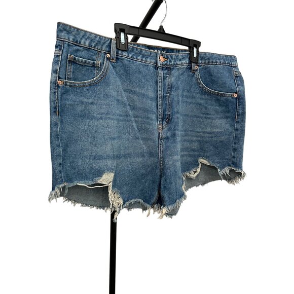 Wild Fable High Rise Distressed Denim Shorts Size 18 - Picture 3 of 9